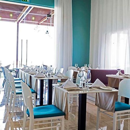 Park Inn By Radisson Hotel And Residence Duqm Restaurant foto