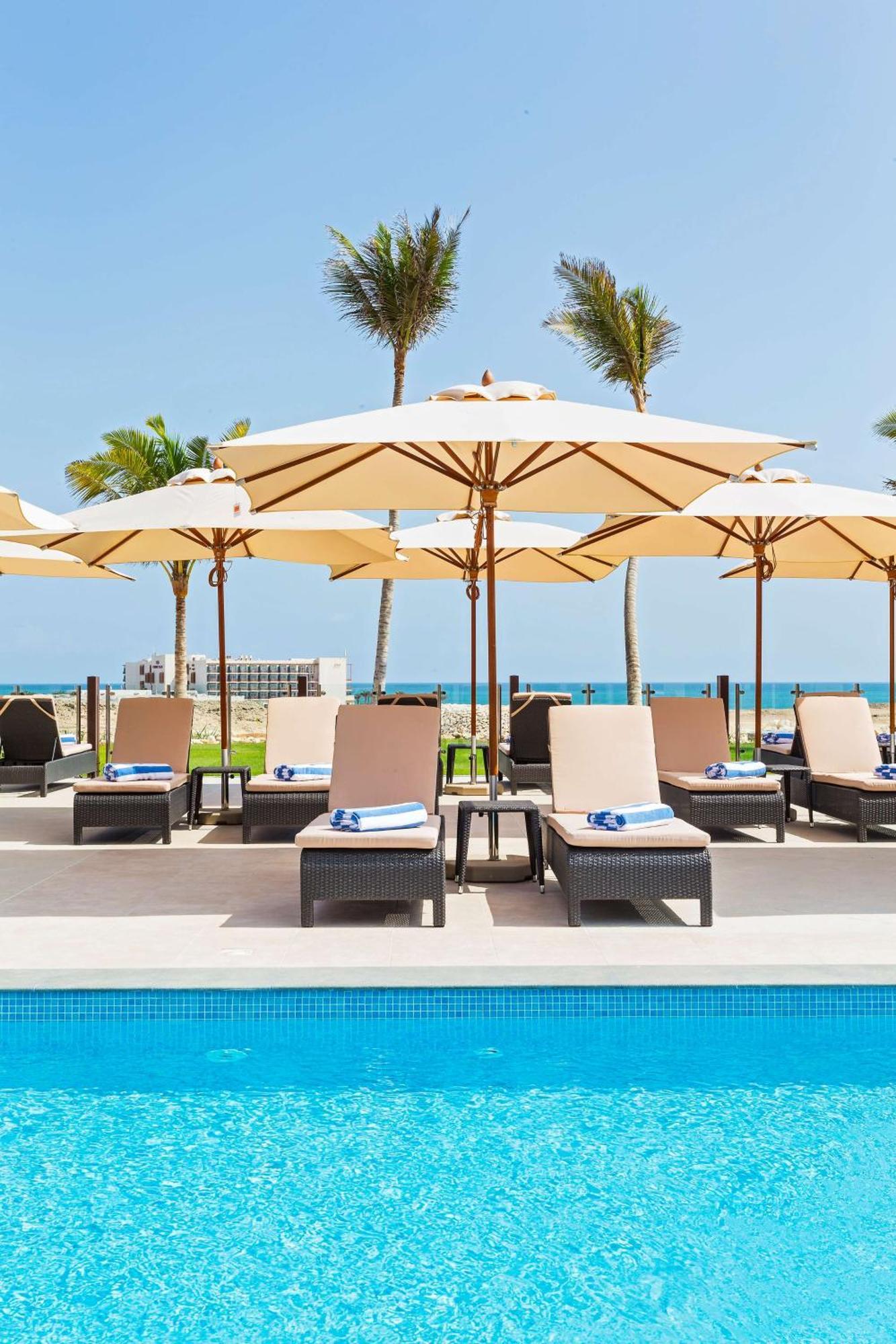 Park Inn By Radisson Hotel And Residence Duqm Buitenkant foto
