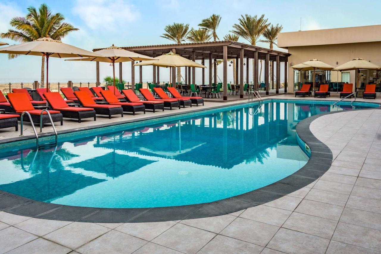 Park Inn By Radisson Hotel And Residence Duqm Buitenkant foto