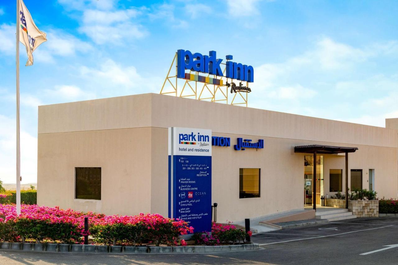 Park Inn By Radisson Hotel And Residence Duqm Buitenkant foto