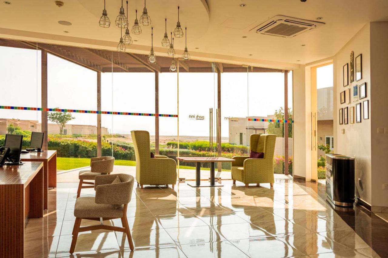 Park Inn By Radisson Hotel And Residence Duqm Buitenkant foto