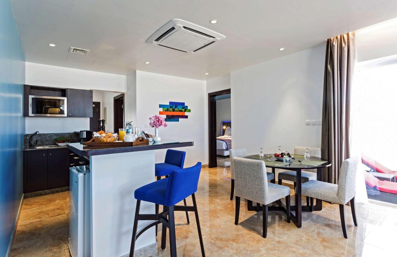 Park Inn By Radisson Hotel And Residence Duqm Buitenkant foto