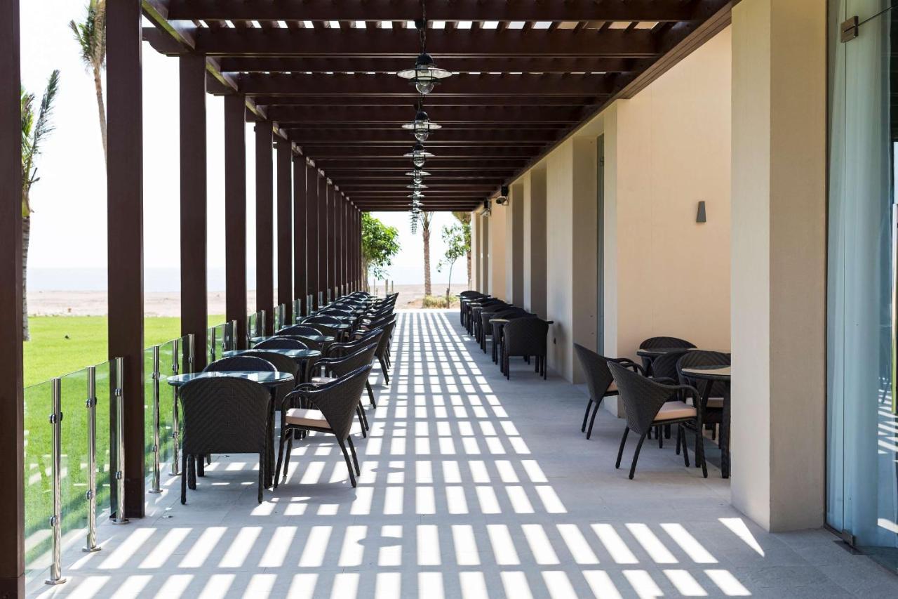 Park Inn By Radisson Hotel And Residence Duqm Buitenkant foto