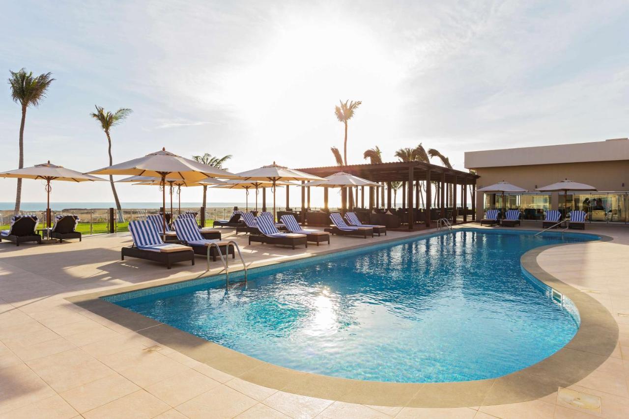 Park Inn By Radisson Hotel And Residence Duqm Buitenkant foto